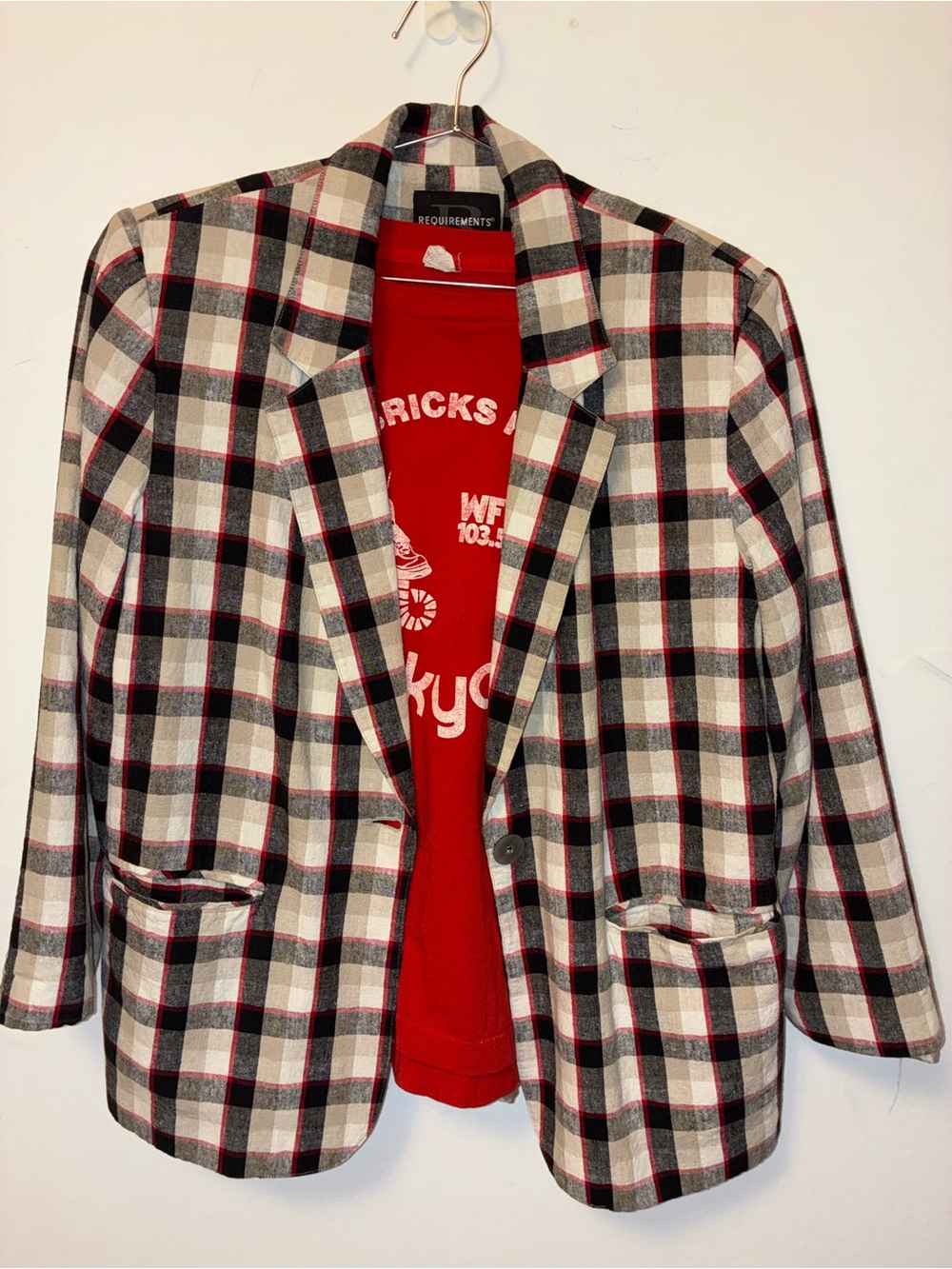 Vintage Requirements Plaid Linen Blend Blazer in Black, White & Red